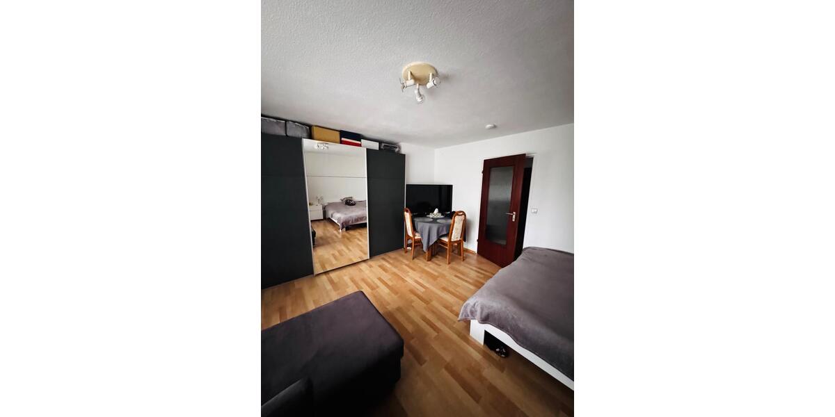 Etagenwohnung Stuttgart Botnang - 1 Zimmer, 35 m&sup2;, 925&euro; | Angebot:26460074