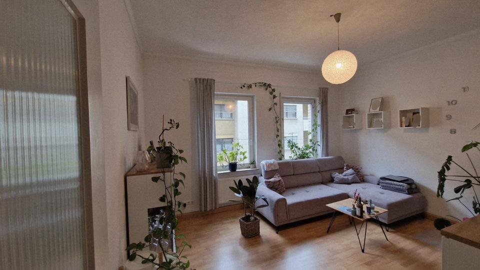 Etagenwohnung Stuttgart Stuttgart-Mitte - 3 Zimmer, 79 m&sup2;, 950&euro; | Angebot:25944191