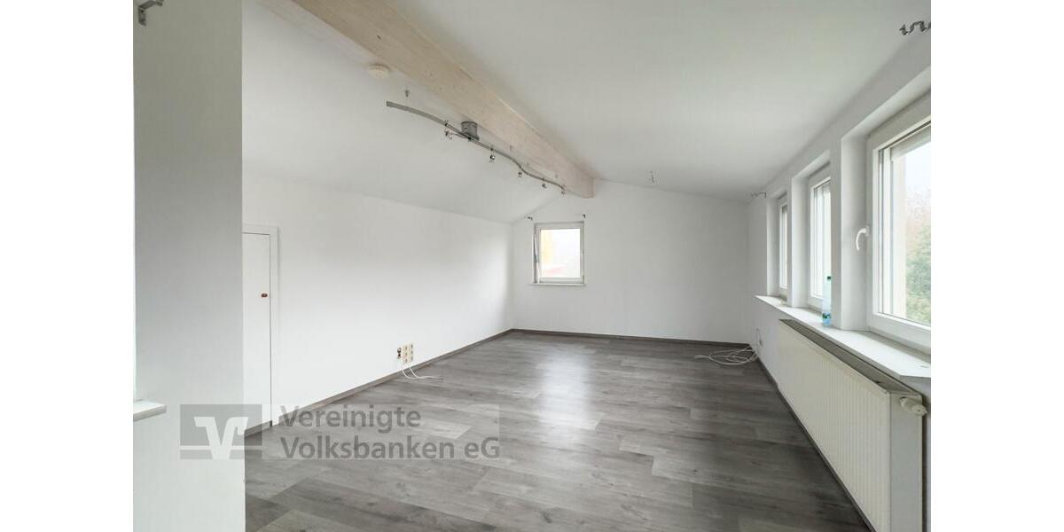 Etagenwohnung Althengstett - 5 Zimmer, 140 m&sup2;, 1.400&euro; | Angebot:24438743