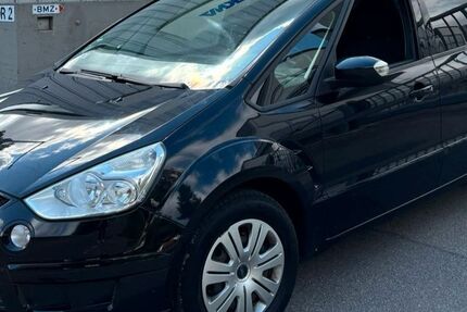 Ford S-Max 242.000 km 3.200 &euro; Holzgerlingen 71088