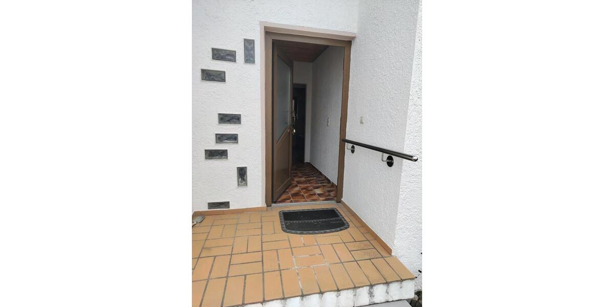 Einfamilienhaus Burladingen - 5 Zimmer, 95 m&sup2;, 210.000&euro; | Angebot:25650200