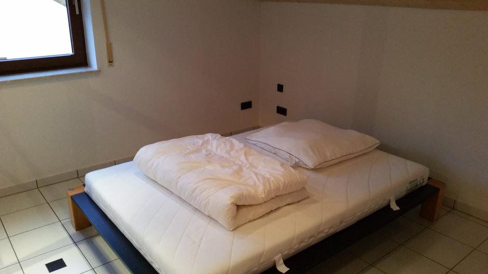 Dachgeschoßwohnung Sindelfingen Darmsheim - 1.5 Zimmer, 43 m&sup2;, 990&euro; | Angebot:25311179