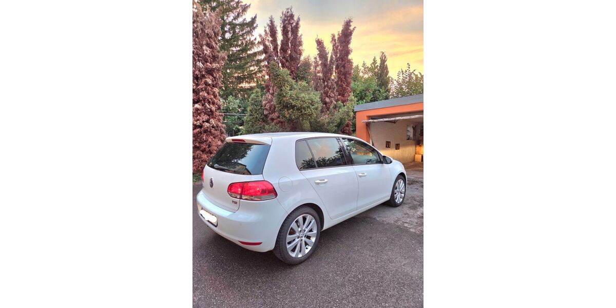 VW Golf 107.000 km 7.299 &euro; Stuttgart 70374
