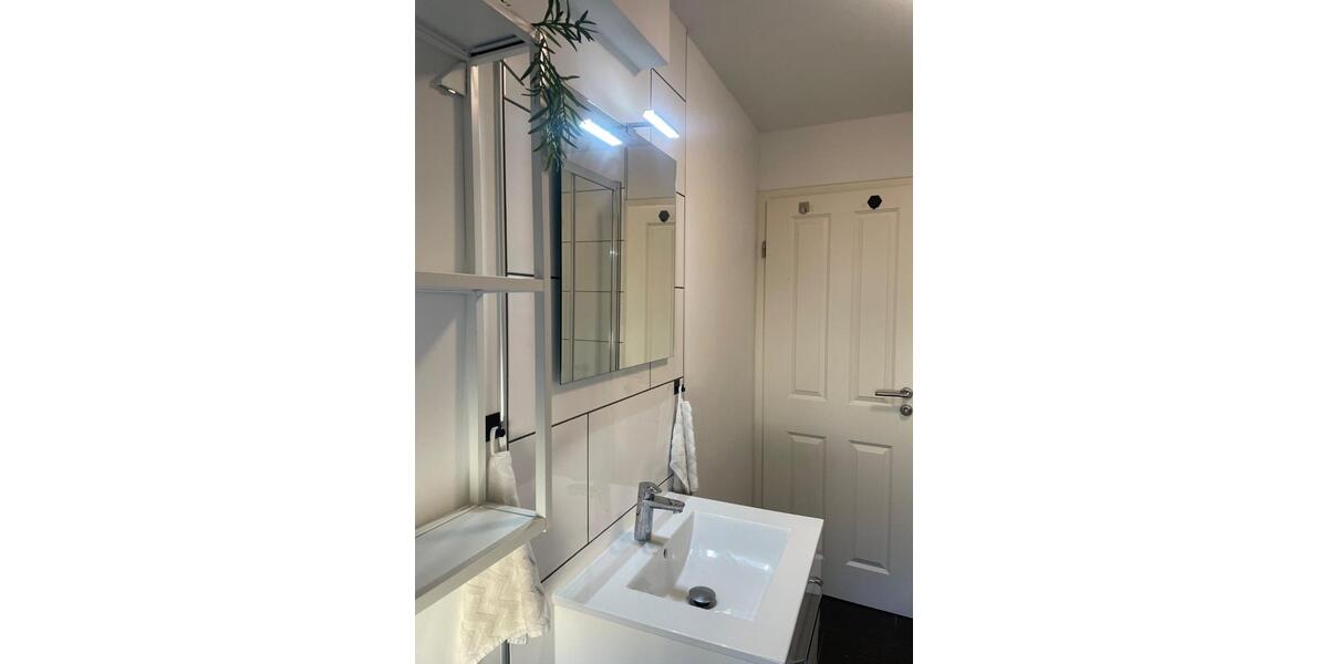 Etagenwohnung Böblingen - 2 Zimmer, 55 m&sup2;, 1.100&euro; | Angebot:24859614