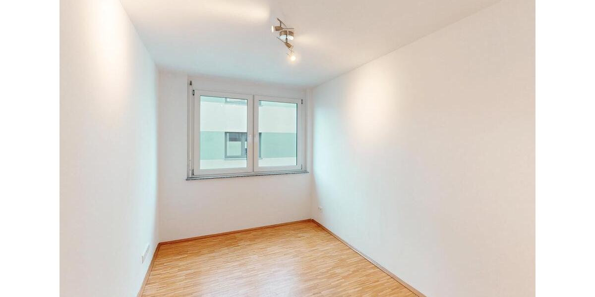 Etagenwohnung Herrenberg - 4 Zimmer, 100 m&sup2;, 1.465&euro; | Angebot:25650506