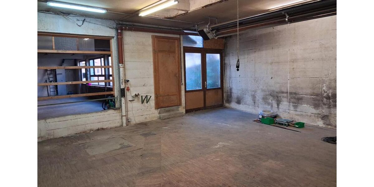 Gewerbeobjekt Reutlingen - 1.350&euro; | Angebot:25811409