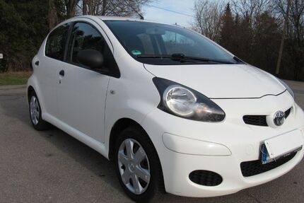 Toyota Aygo (X) 265.000 km 999 &euro; Hechingen 72379