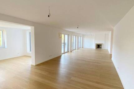 Wohnung Stuttgart Botnang - 5 Zimmer, 235 m&sup2;, 3.725&euro; | Angebot:26129497