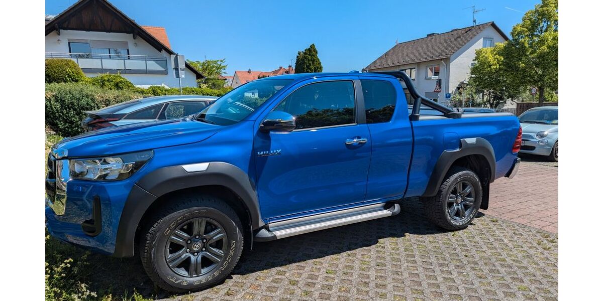 Toyota Hilux 48.000 km 46.500 &euro; Renningen 71272
