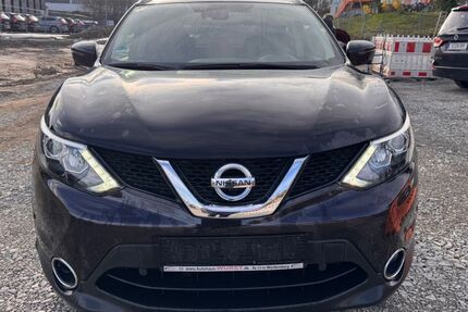 Nissan Qashqai 82.000 km 12.499 &euro; Stuttgart 70376