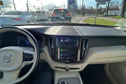 Volvo XC60 71.500 km 33.600 &euro; Stuttgart 70176