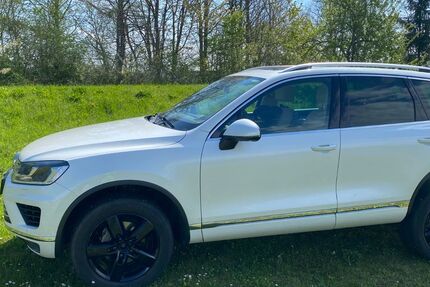 VW Touareg 273.000 km 15.900 &euro; Talheim 72160