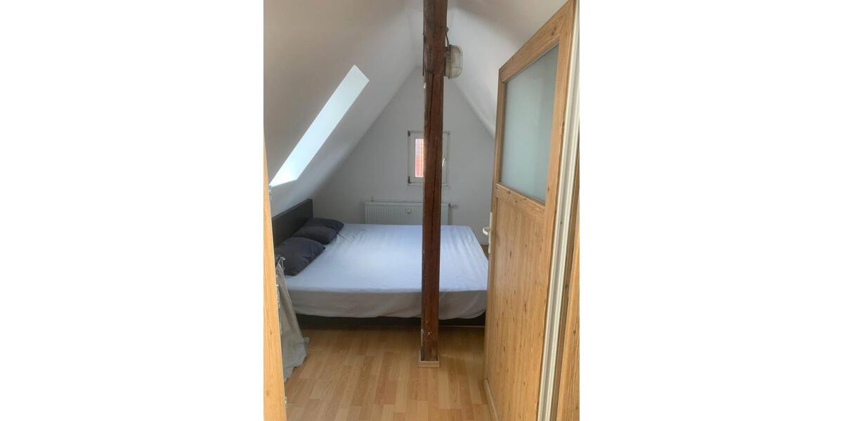 Dachgeschoßwohnung Eutingen im Gäu - 4 Zimmer, 85 m&sup2;, 627&euro; | Angebot:24178312