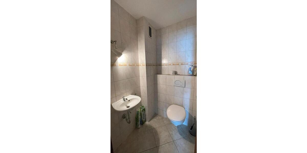 Etagenwohnung Reutlingen Reutlingen (Kernstadt) - 4 Zimmer, 98 m&sup2;, 394.000&euro; | Angebot:27157234