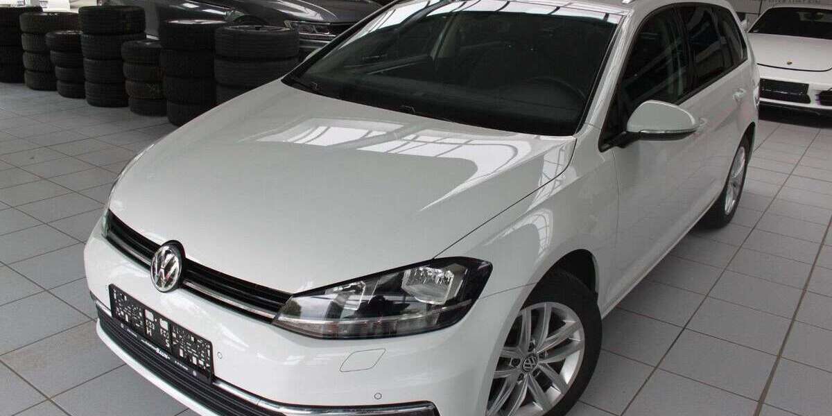 VW Golf 107.000 km 11.890 &euro; Weil im Schönbuch 71093