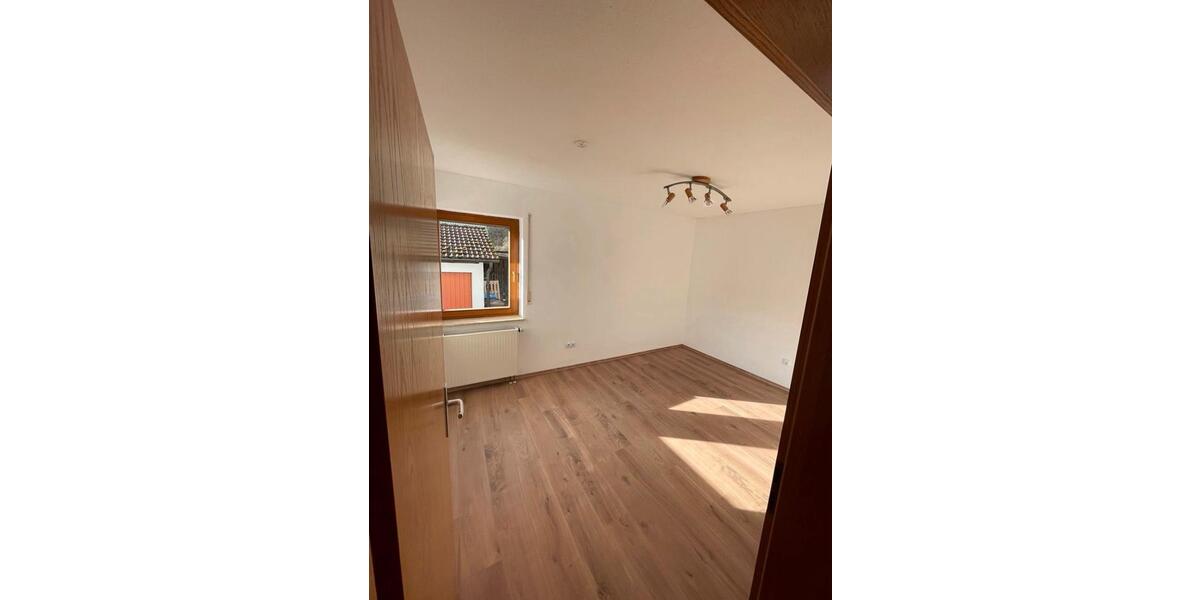 Erdgeschoßwohnung Horb am Neckar - 3 Zimmer, 96 m&sup2;, 239.900&euro; | Angebot:25332325