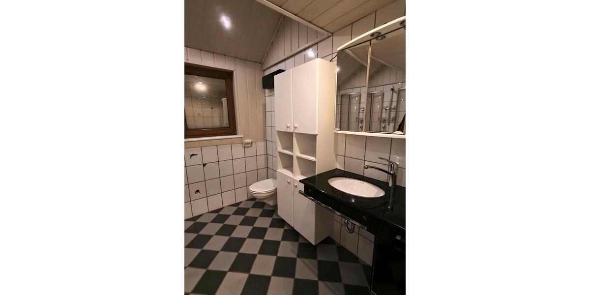 Etagenwohnung Weil der Stadt - 4 Zimmer, 110 m&sup2;, 1.800&euro; | Angebot:26393617