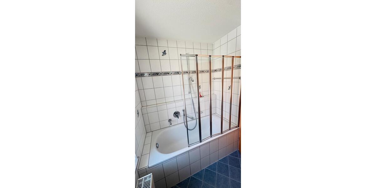 Etagenwohnung Nürtingen - 3.5 Zimmer, 72 m&sup2;, 900&euro; | Angebot:26681920