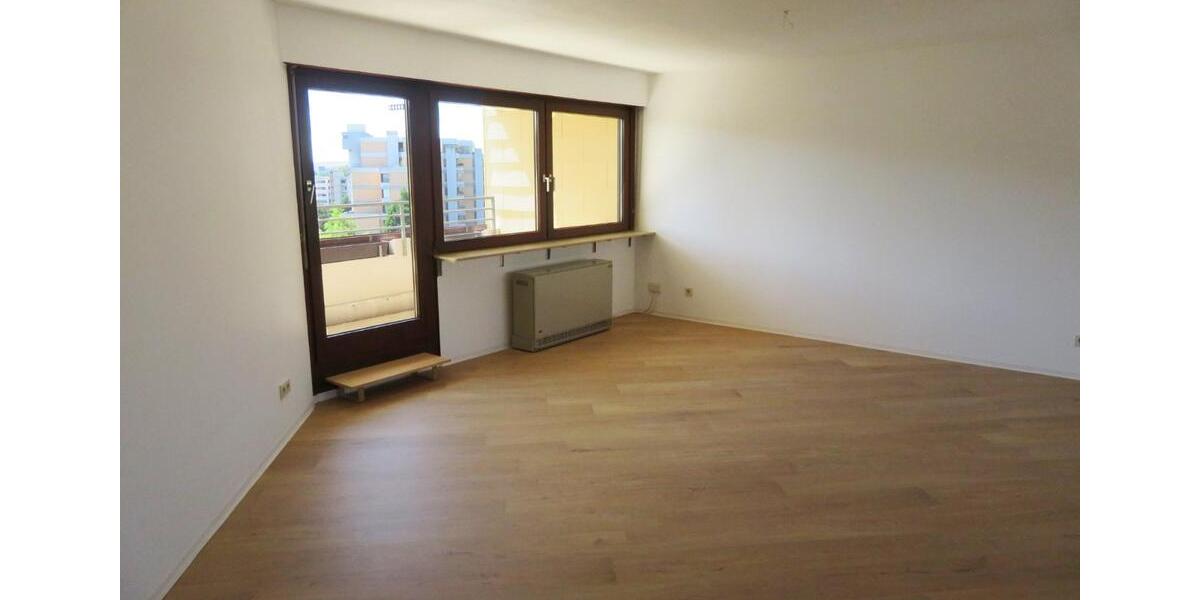 Etagenwohnung Sindelfingen Eichholz - 3 Zimmer, 86 m&sup2;, 290.000&euro; | Angebot:25550899
