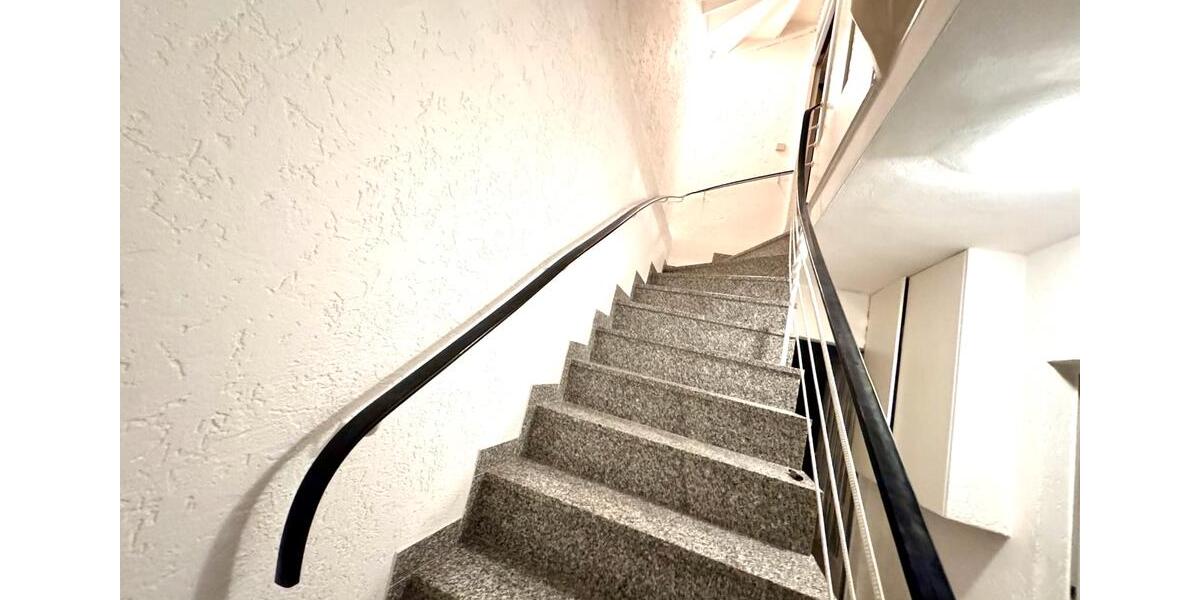 Doppelhaushälfte Böblingen - 4 Zimmer, 125 m&sup2;, 450.000&euro; | Angebot:24839417