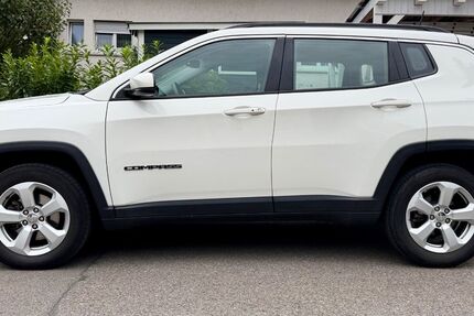Jeep Compass 44.999 km 11.849 &euro; Tübingen 72070