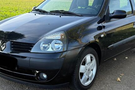 Renault Clio 63.400 km 3.999 &euro; Reutlingen 72764