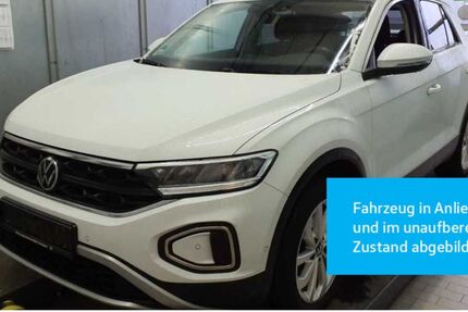VW T-Roc 41.163 km 25.630 &euro; Stuttgart-Wangen 70188