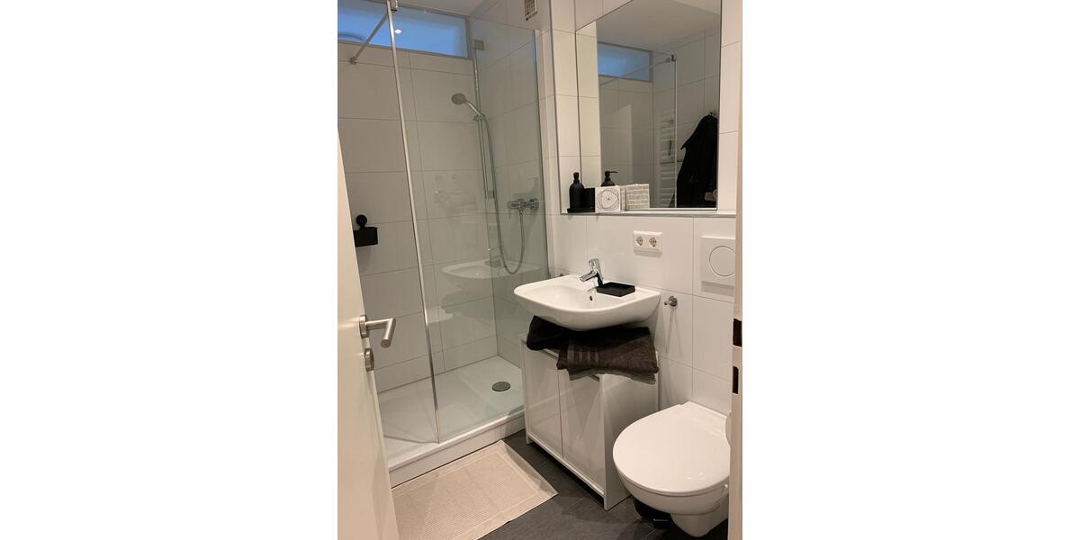 Etagenwohnung Stuttgart Degerloch - 1 Zimmer, 33 m&sup2;, 850&euro; | Angebot:25305334