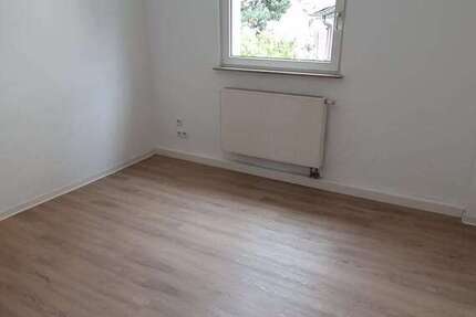 Zimmer Stuttgart Untertürkheim - 520&euro; | Angebot:25398393