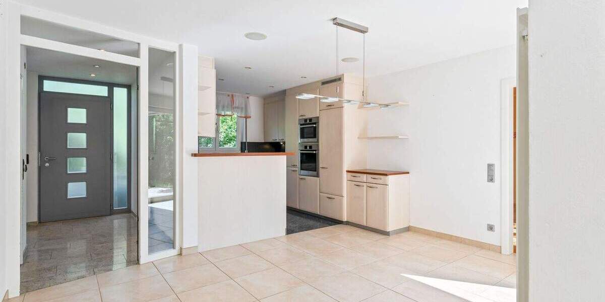 Bungalow Waldenbuch - 7 Zimmer, 227 m&sup2;, 848.500&euro; | Angebot:25754052