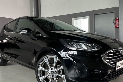 Ford Fiesta 76.500 km 14.900 &euro; Neckartailfingen 72666