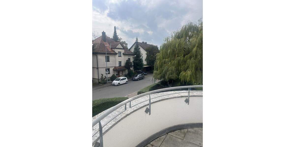 Etagenwohnung Böblingen - 3 Zimmer, 85 m&sup2;, 398.000&euro; | Angebot:25662758