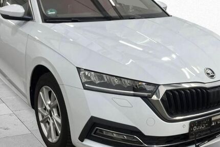 Skoda Octavia 106.033 km 16.499 &euro; Stuttgart 70469