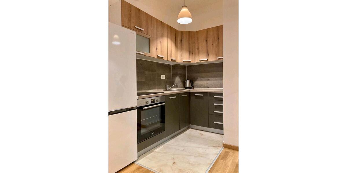 Erdgeschoßwohnung Rottenburg am Neckar - 20 Zimmer, 100 m&sup2;, 500&euro; | Angebot:25977705