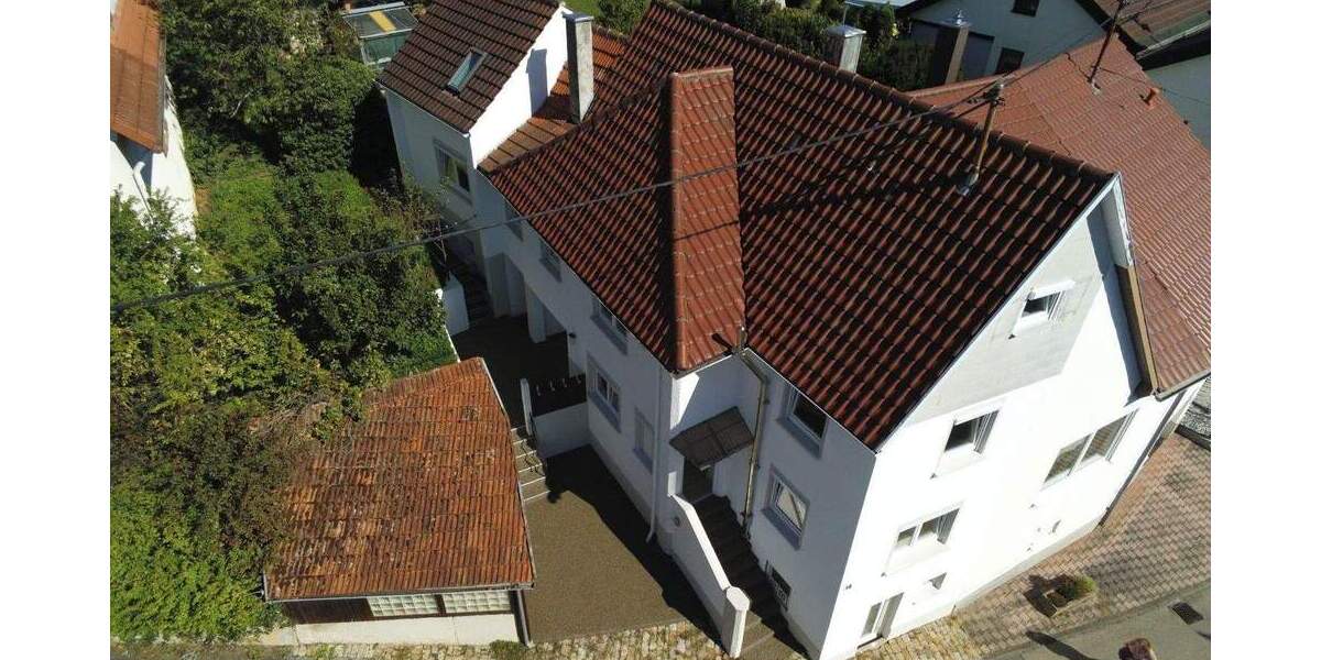 Doppelhaushälfte Nürtingen-Neckarhausen Neckarhausen - 8 Zimmer, 135 m&sup2;, 498.000&euro; | Angebot:25782132