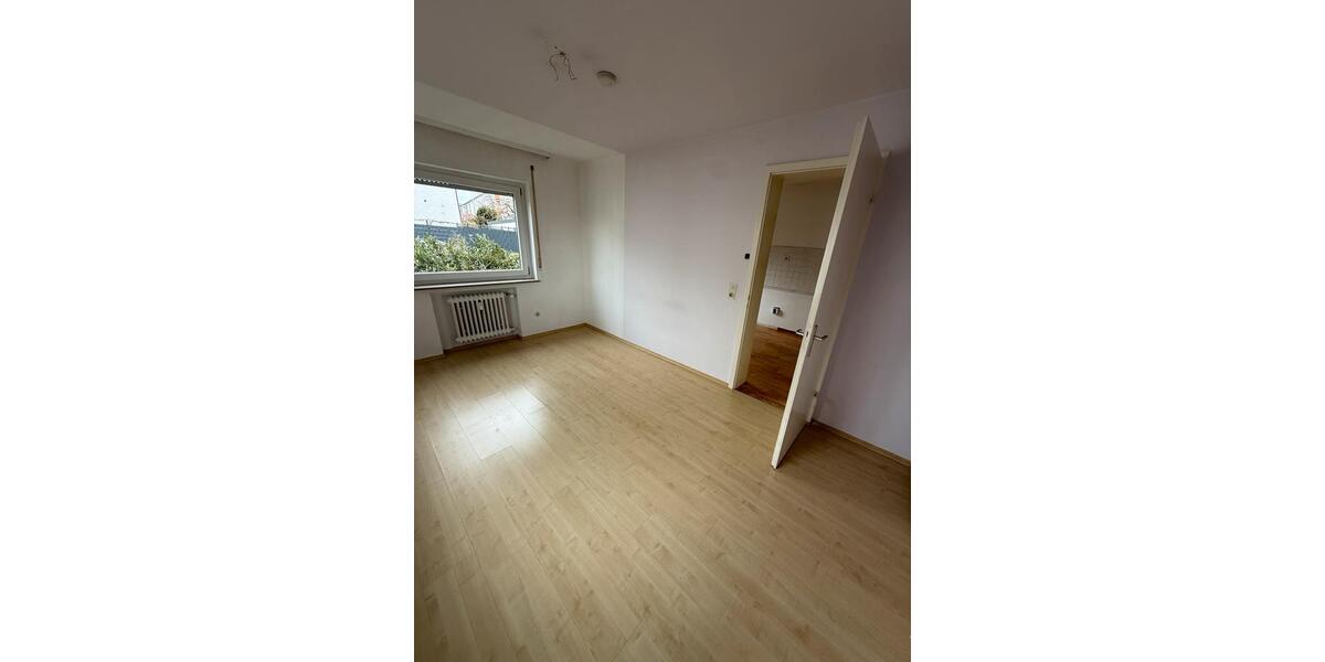 Hochparterre Reutlingen Reutlingen-Betzingen - 3 Zimmer, 76 m&sup2;, 1.050&euro; | Angebot:26018837
