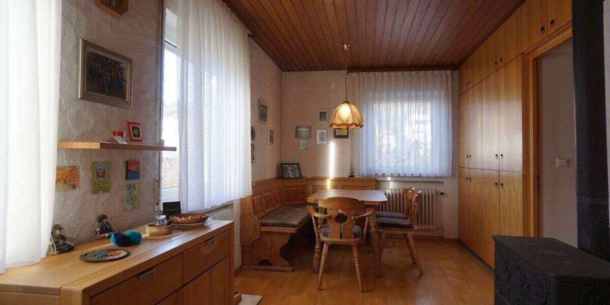 Einfamilienhaus Dettingen an der Erms - 7 Zimmer, 157 m&sup2;, 580.000&euro; | Angebot:25697065