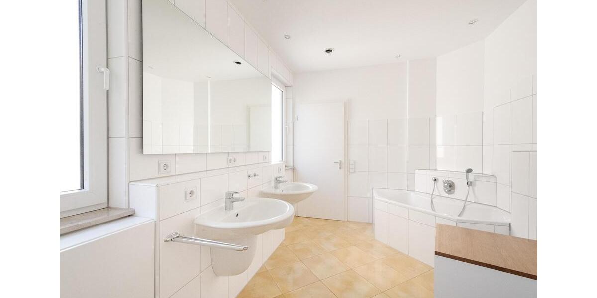 Etagenwohnung Tübingen Schönblick / Winkelwiese - 5.5 Zimmer, 149 m&sup2;, 2.000&euro; | Angebot:26024043