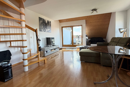 Wohnung Wolfschlugen - 2.5 Zimmer, 70 m&sup2;, 900&euro; | Angebot:27086224