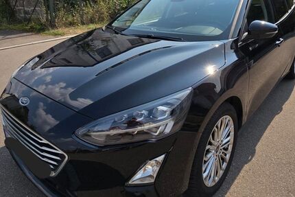 Ford Focus 61.850 km 16.190 &euro; Grosselfingen 72415