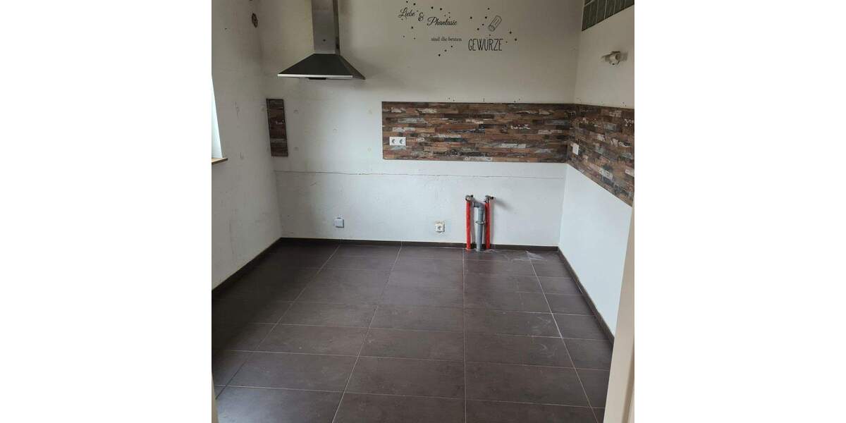 Reihenmittelhaus Pfullingen - 4 Zimmer, 90 m&sup2;, 385.000&euro; | Angebot:25718851