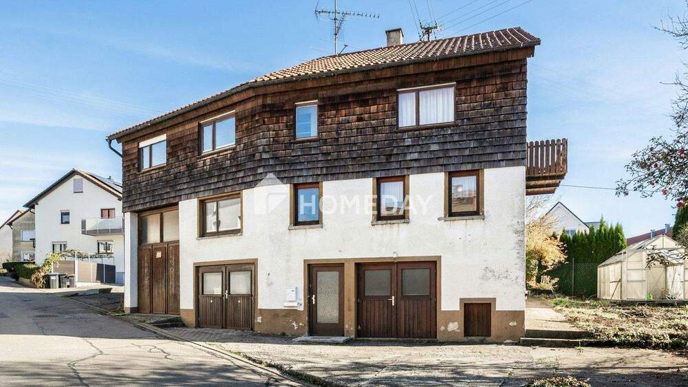 Einfamilienhaus Bad Urach Hengen - 6 Zimmer, 140 m&sup2;, 249.000&euro; | Angebot:25677505