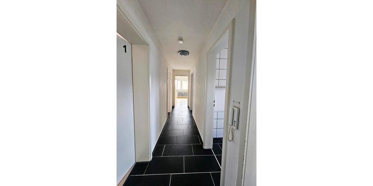 Dachgeschoßwohnung Reutlingen Orschel-Hagen - 3.5 Zimmer, 75 m&sup2;, 250.000&euro; | Angebot:27186860