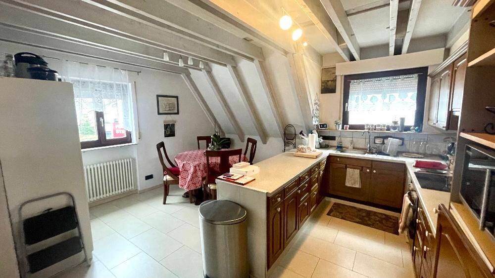 Mehrfamilienhaus, Wohnhaus Steinenbronn - 6 Zimmer, 190 m&sup2;, 2.650&euro; | Angebot:26290912