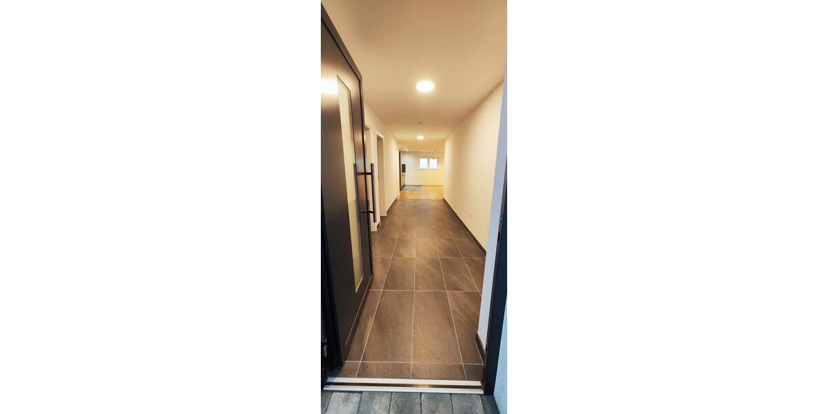 Etagenwohnung Eutingen im Gäu - 2.5 Zimmer, 80 m&sup2;, 1.000&euro; | Angebot:25855202