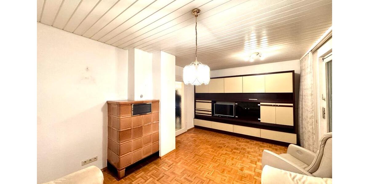 Doppelhaushälfte Böblingen - 4 Zimmer, 125 m&sup2;, 450.000&euro; | Angebot:24839417