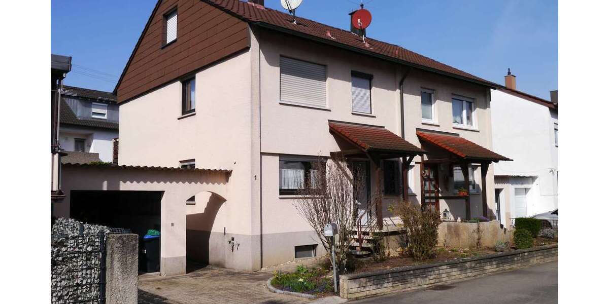 Einfamilienhaus Unterensingen - 5 Zimmer, 91 m&sup2;, 1.300&euro; | Angebot:25588797