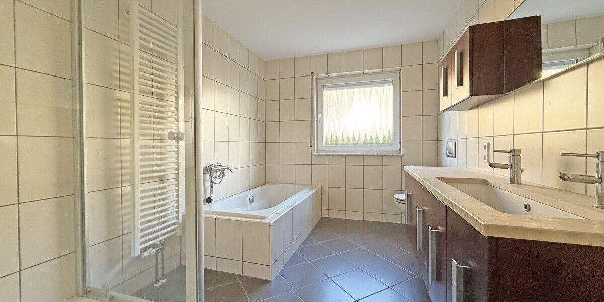 Etagenwohnung Reutlingen Rommelsbach - 4 Zimmer, 111 m&sup2;, 455.000&euro; | Angebot:25708165