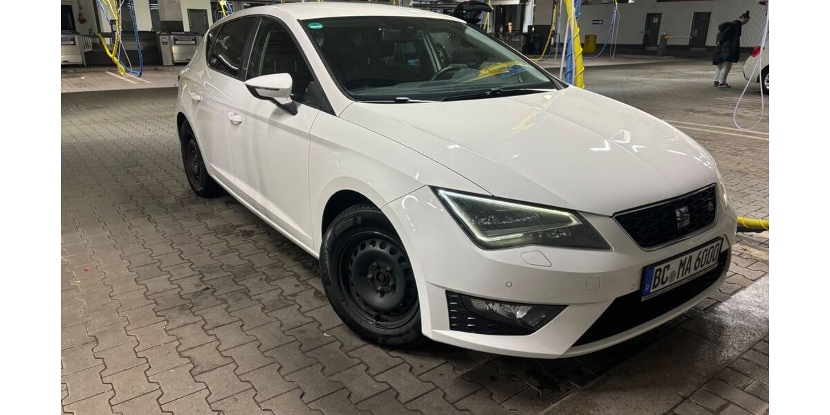 Seat Leon 199.999 km 8.300 &euro; Stuttgart 70191