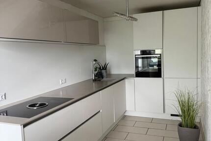 Wohnung Pfullingen - 3 Zimmer, 88 m&sup2;, 329.000&euro; | Angebot:25923760